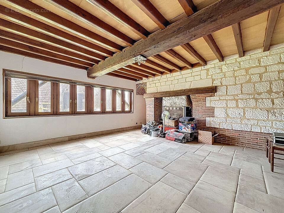 Maison de caractère avec grange   Grange-l’Évêque, aux portes de Troyes - photo 3