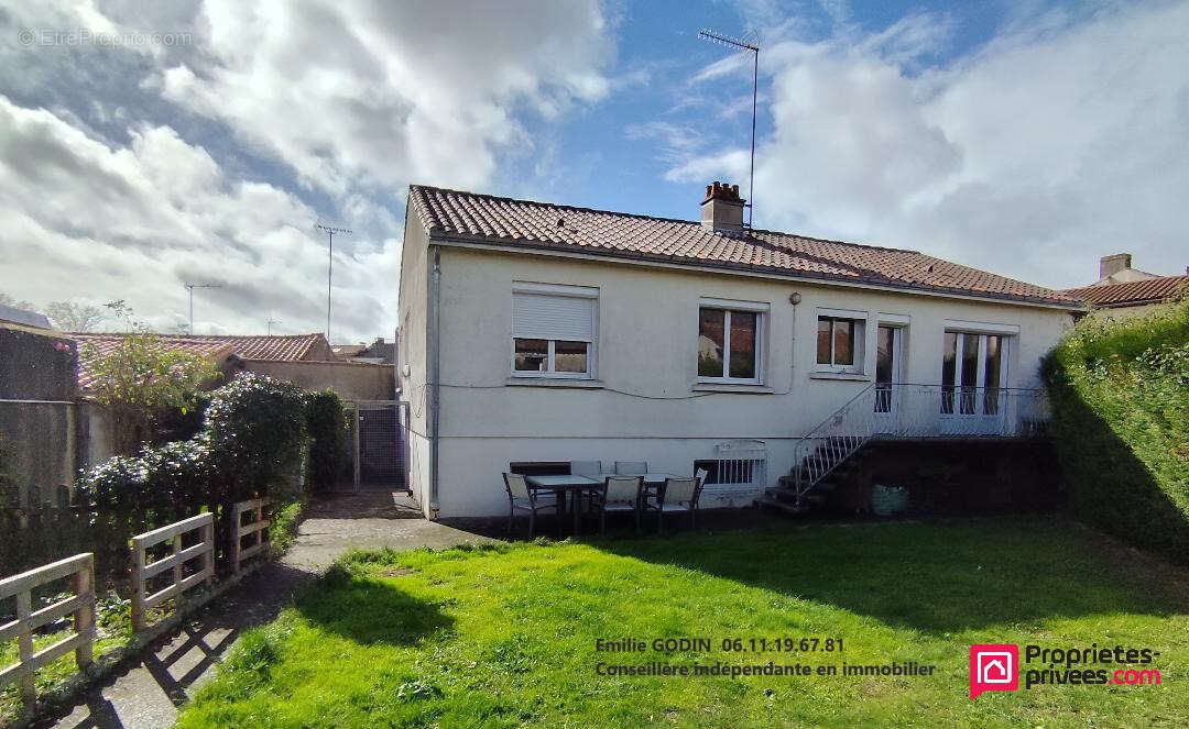 Maison à MAULEVRIER