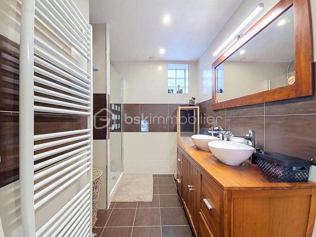 Maison à ROSNY-SOUS-BOIS