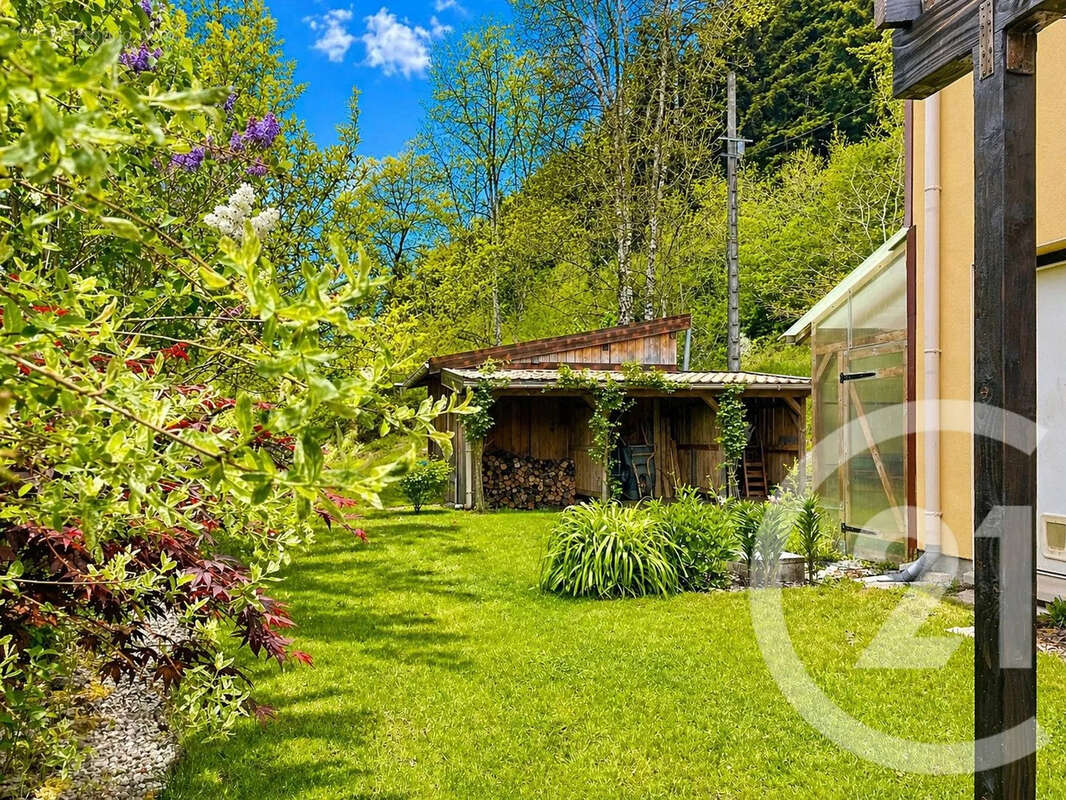 Maison 212 m² à Bains-Les-Bains  - photo 5