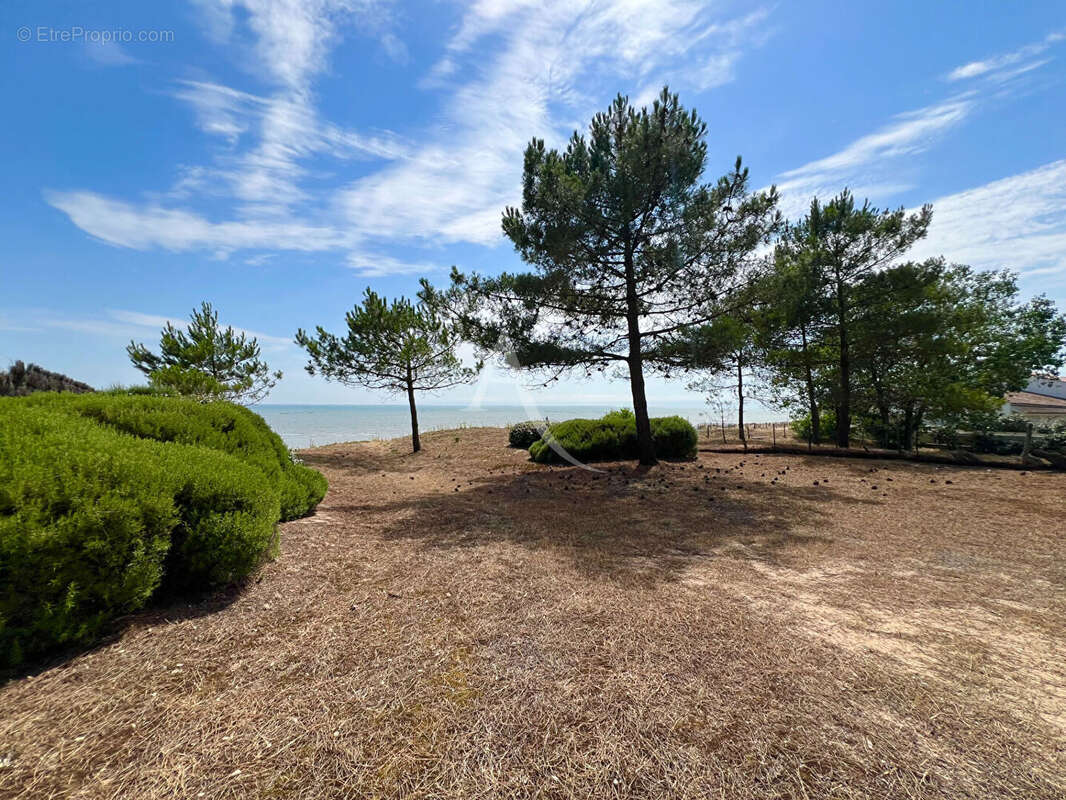 Maison 172 m² à La Tranche-Sur-Mer  - photo 3