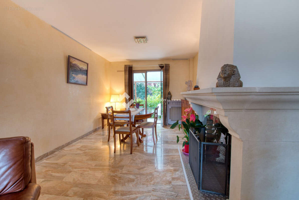 Maison 124 m² à Choisy-Le-Roi  - photo 3