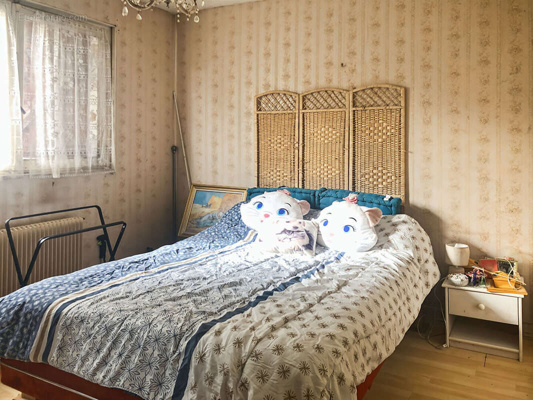 Maison à SAINT-PIERRE-DU-MONT