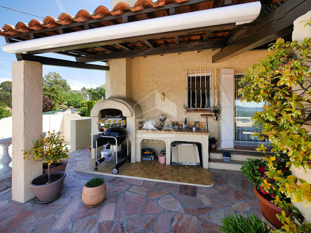 Maison à MOUGINS