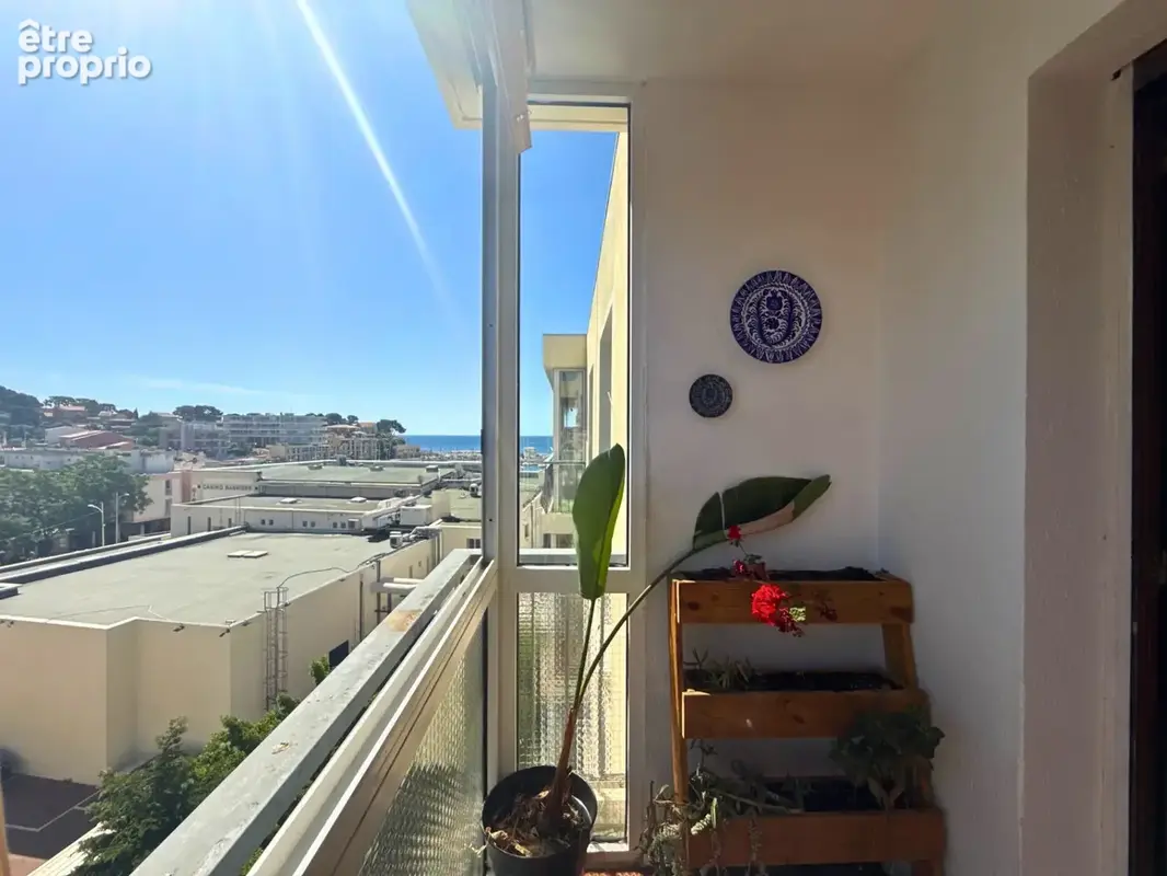 Appartement T3 lumineux vue mer – CARRY LE ROUET (13) - photo 3