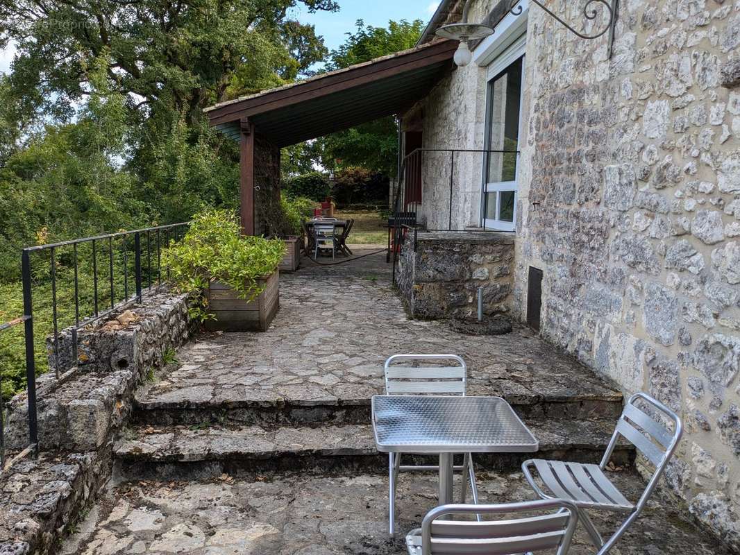 Maison à LOUBES-BERNAC