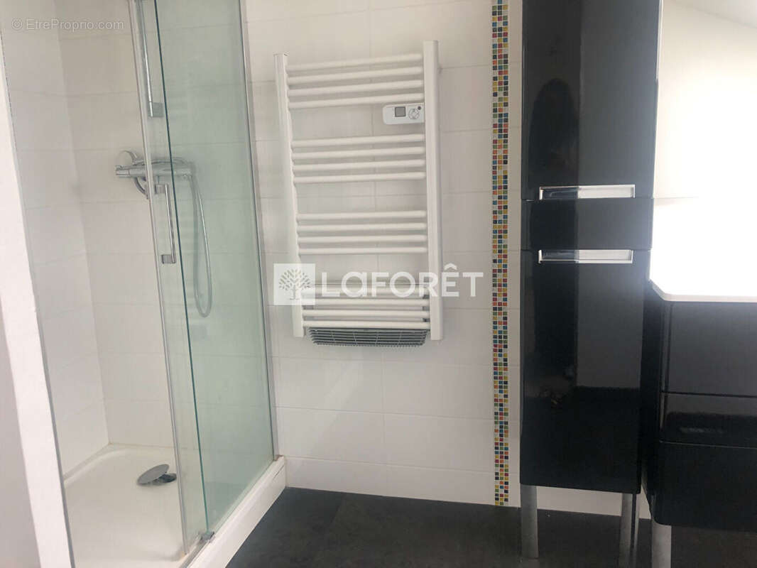 Appartement à LUDRES