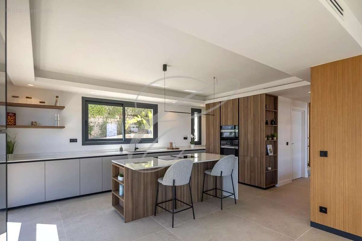 Maison à ROQUEBRUNE-CAP-MARTIN