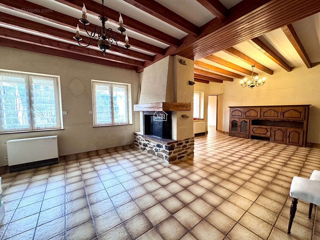 Maison à LAVAL