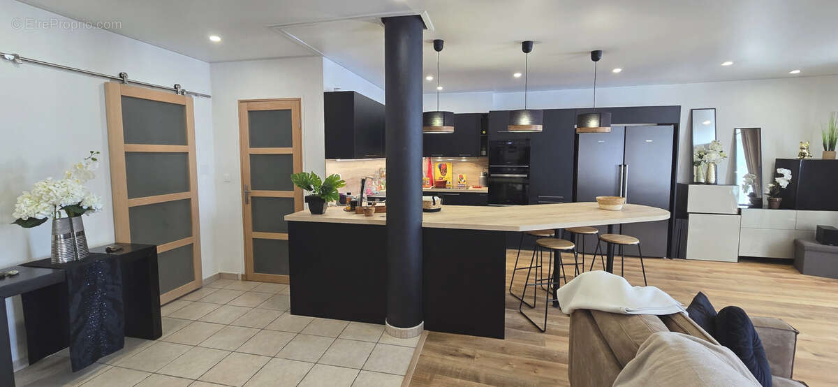 Appartement à QUIMPERLE