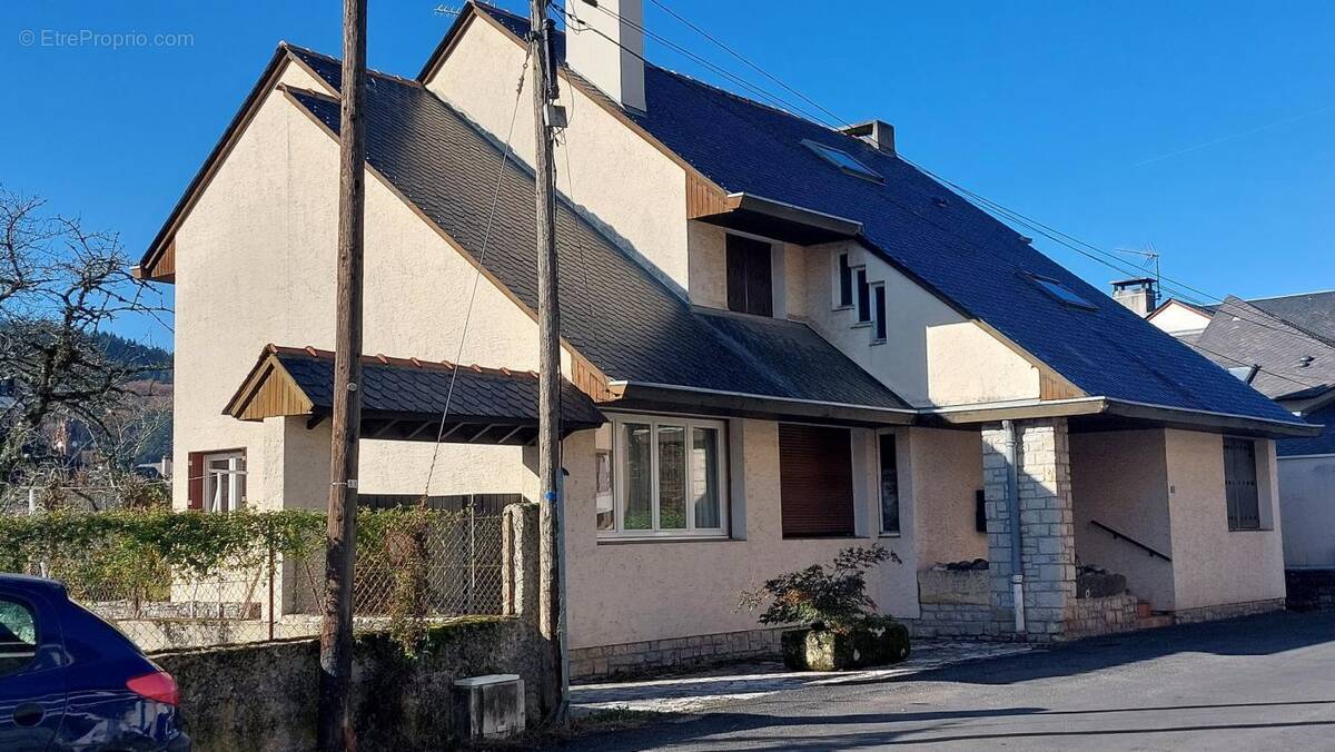 Appartement à ESPALION