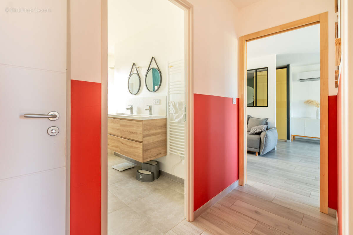 Maison à SAINT-SAVINIEN