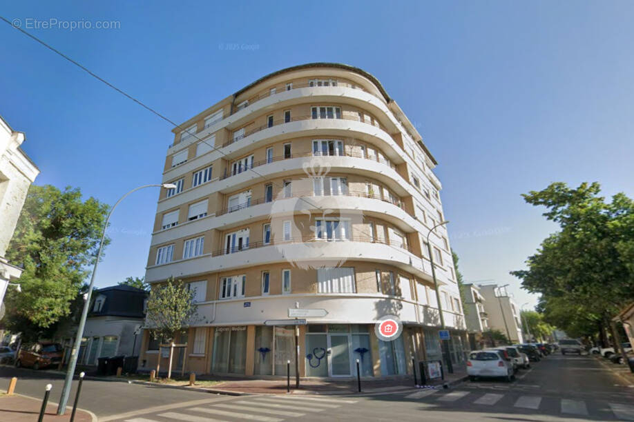 Appartement à SAINT-MAUR-DES-FOSSES