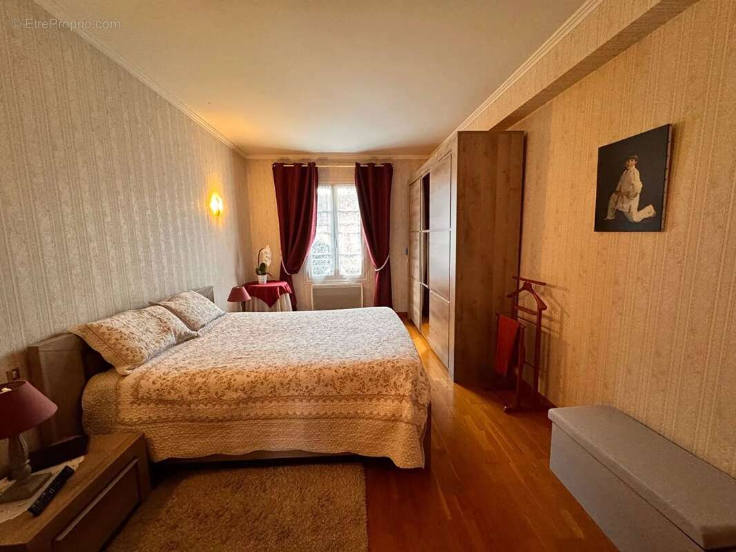 Appartement à CRESPIERES