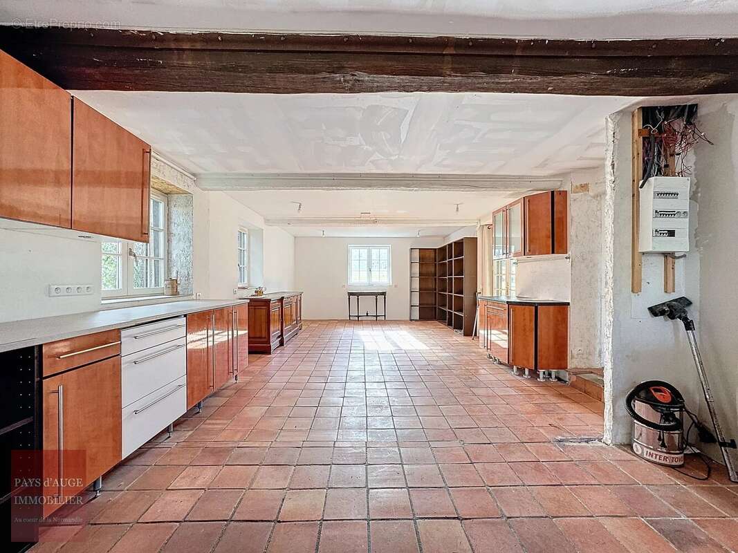 Maison à SAINT-GEORGES-EN-AUGE