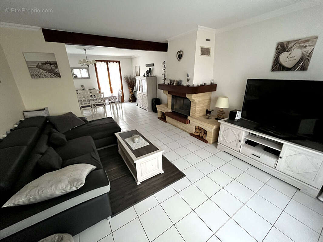 Maison à TESSANCOURT-SUR-AUBETTE
