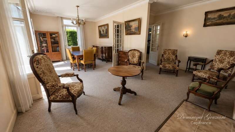 Appartement à AUREC-SUR-LOIRE