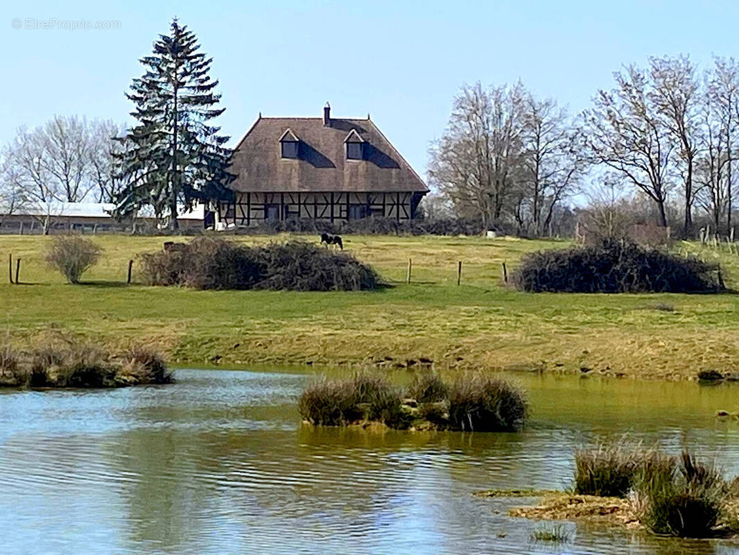 Maison à SAINT-GERMAIN-DU-BOIS