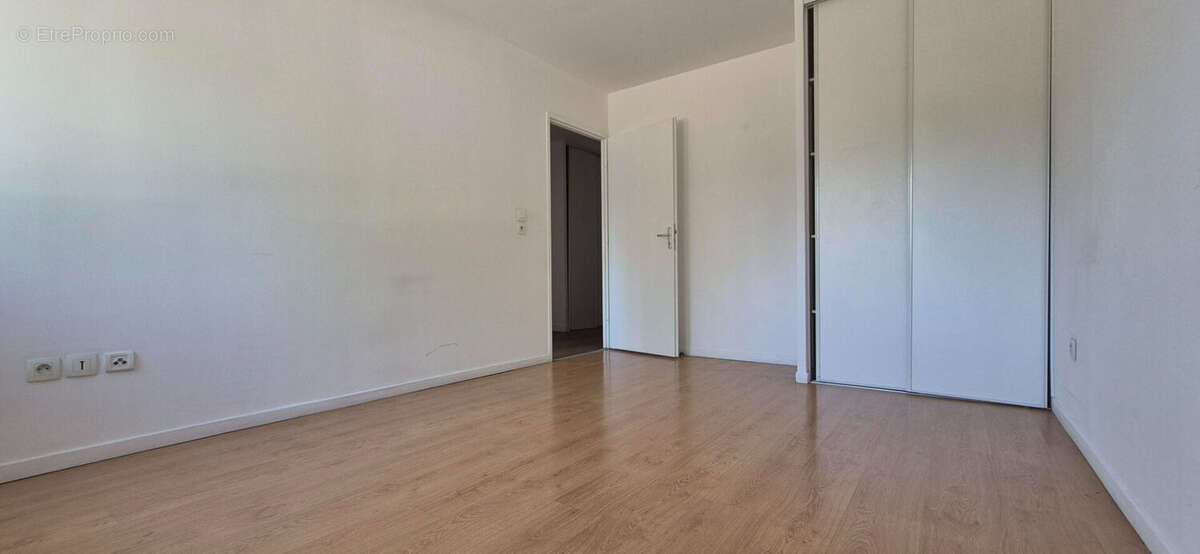 Appartement Bruay La Buissiere 3 pièce(s) 64 m2 - photo 4