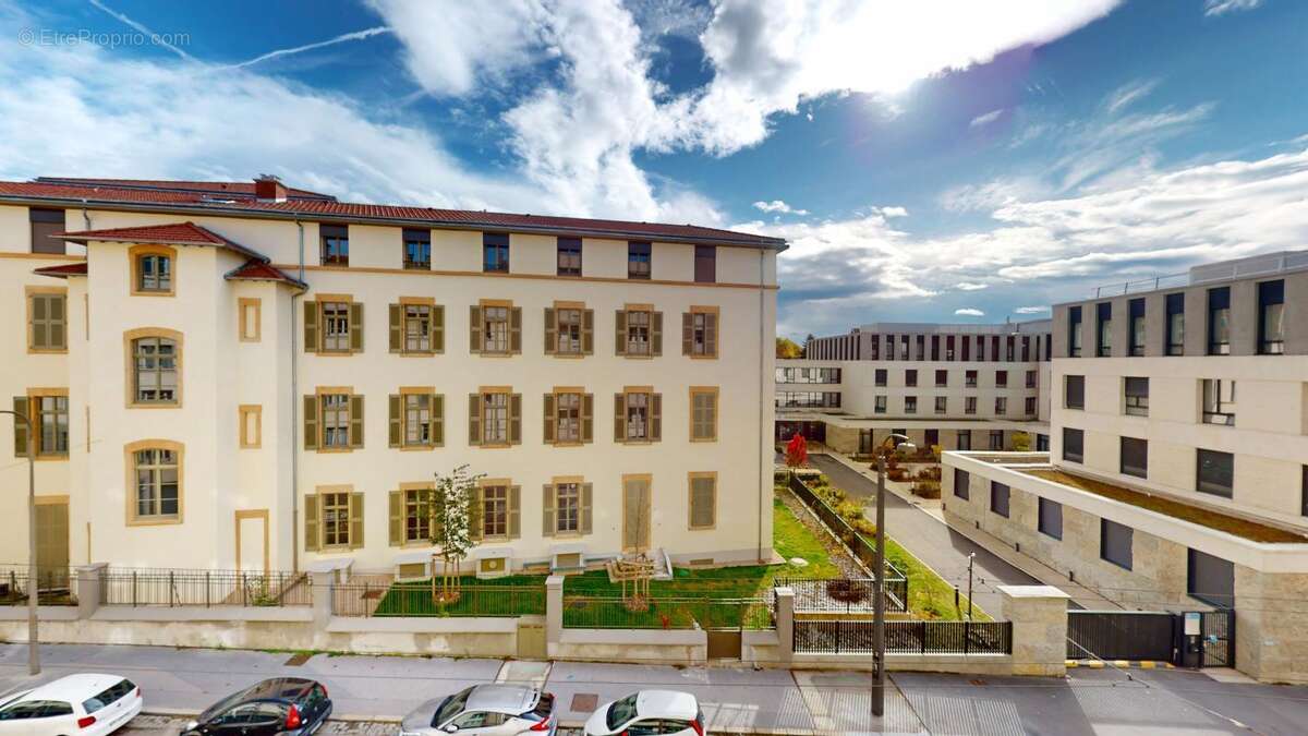 Appartement à LYON-4E