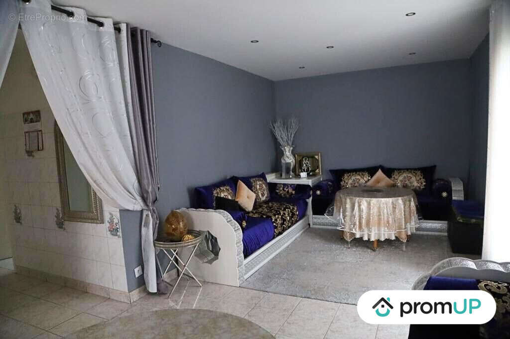 Maison à TOURNON-SUR-RHONE