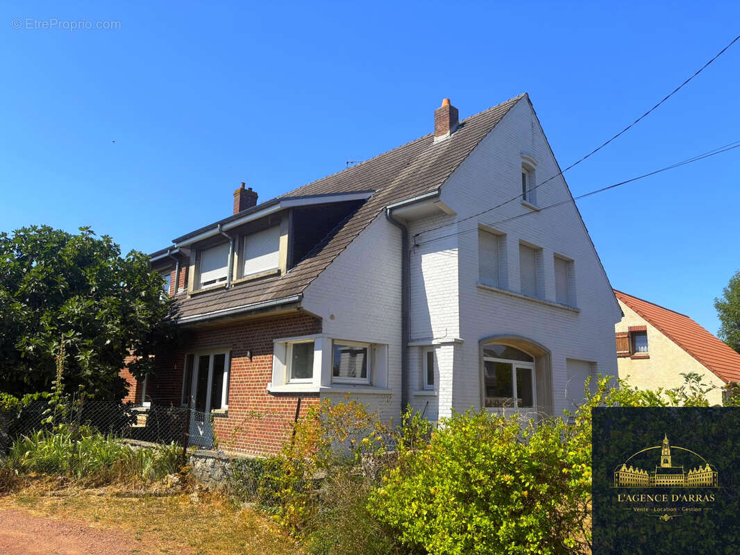 EXCLUSIVITÉ   Grande maison familiale de 210 m2 avec 6 chambres, jardin, à moins de 15 min à pied de la gare - photo 2