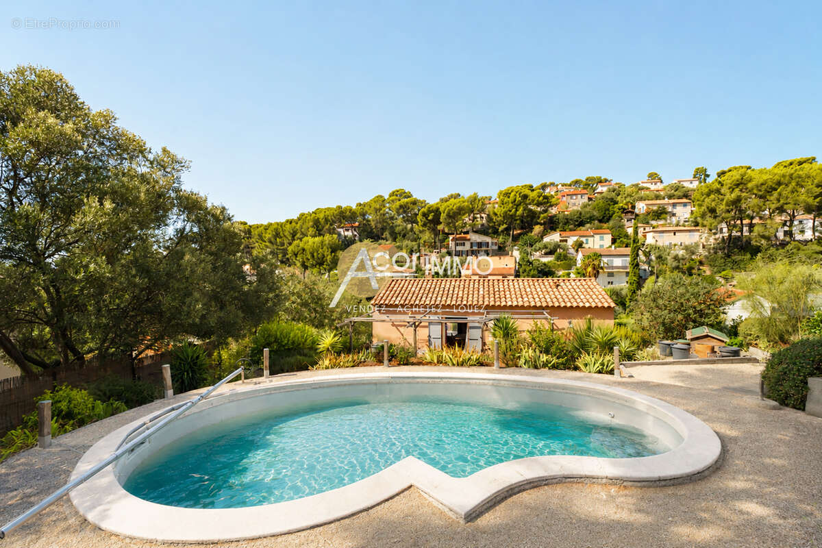 Les 4 chemins des Routes - VILLA T4 sur terrain de 772m2 - photo 2