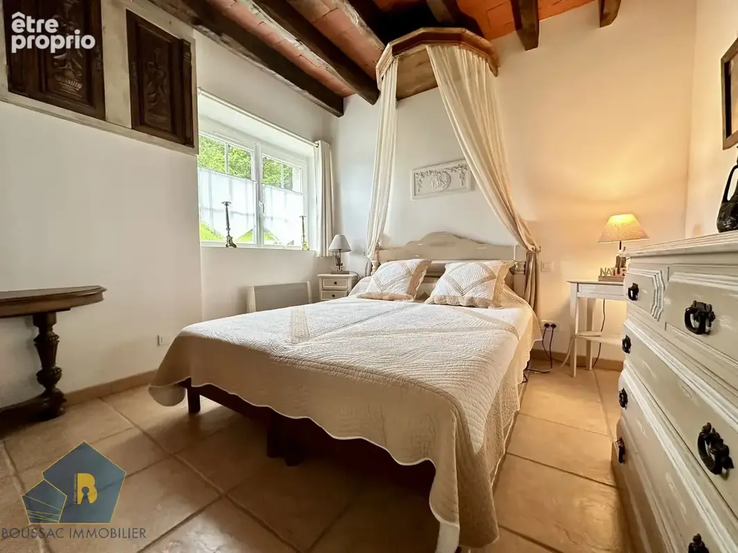 292 m² à Jouillat  - photo 6