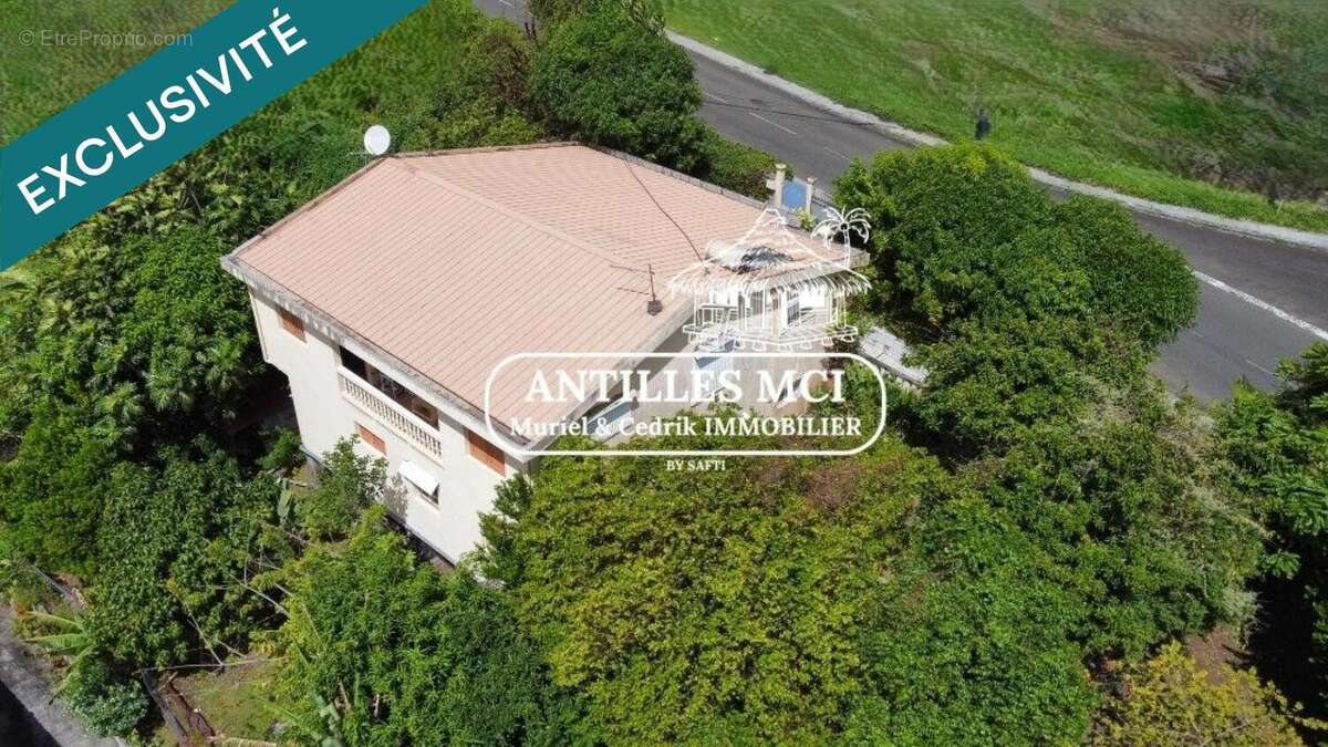 Photo 2 - Maison à FORT-DE-FRANCE