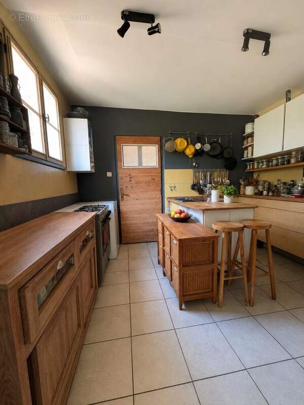 Maison 170 m² à Hauterives  - photo 3