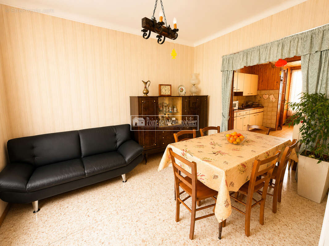 Maison individuelle 4 pièces de 100m2 sur 247m2 de terrain - photo 5