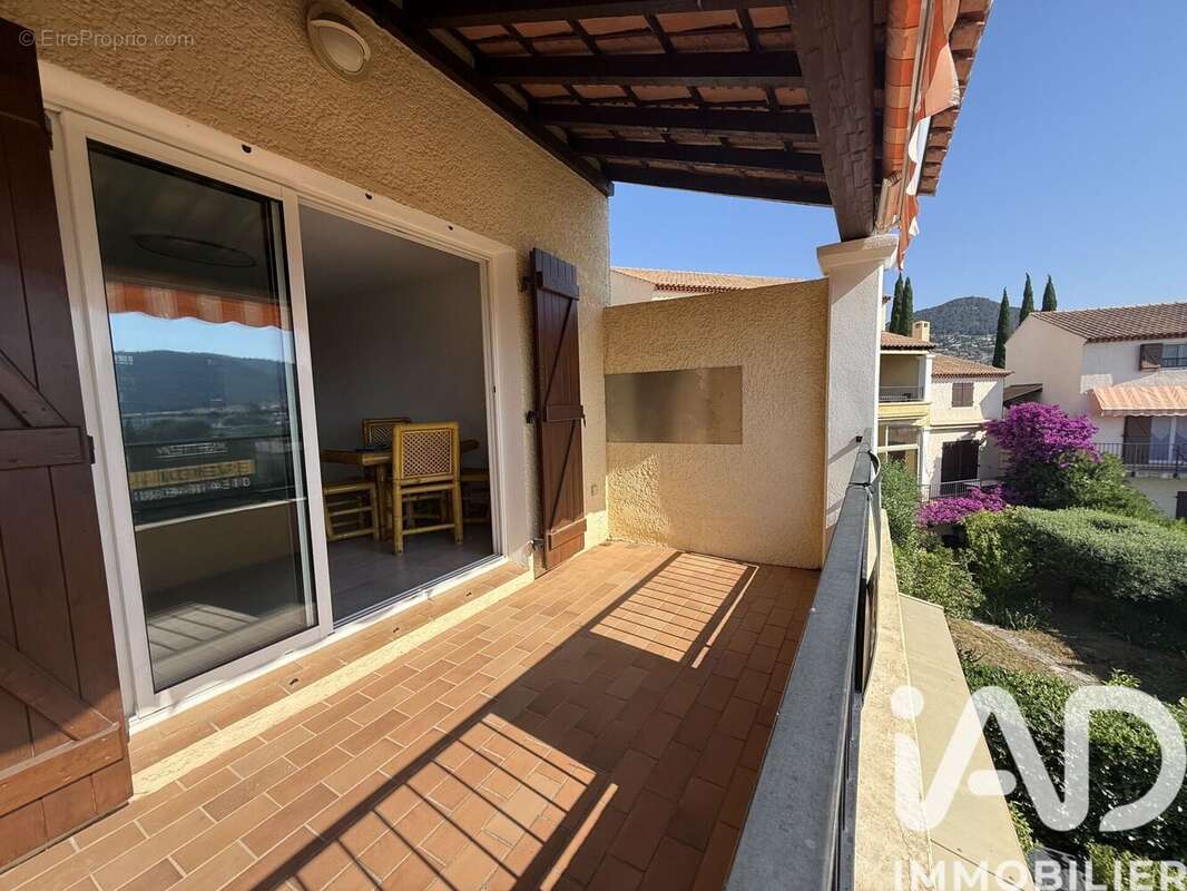 Appartement 60 m² à Carqueiranne  - photo 3
