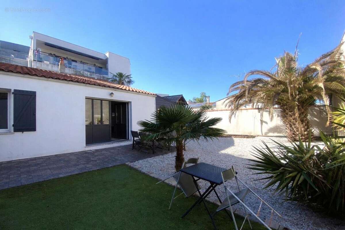 Photo 2 - Maison à LA ROCHELLE