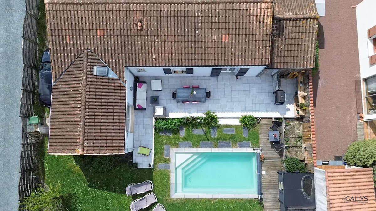 Maison à LE CHATEAU-D'OLERON