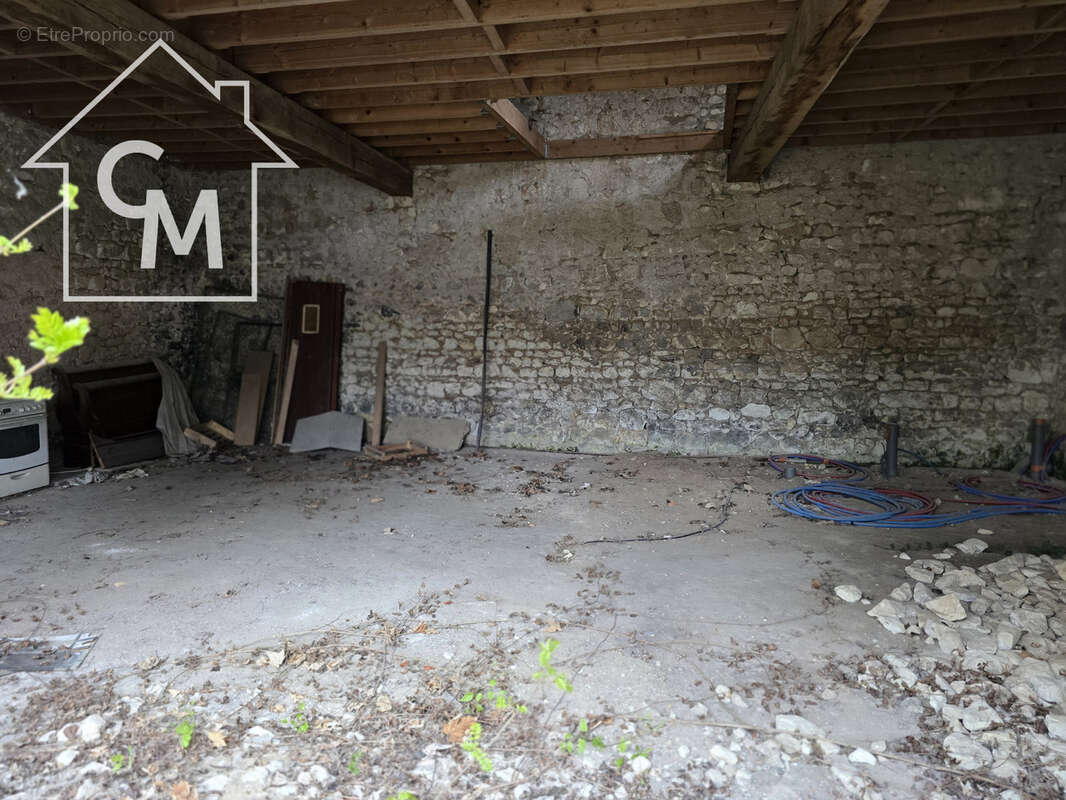 Maison d'habitation avec grange - photo 32