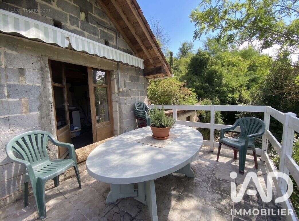 Maison 53 m² à Saint-Just-De-Claix  - photo 2