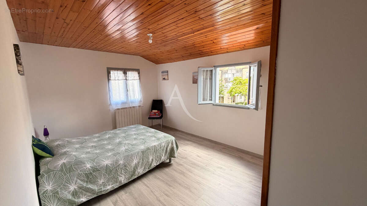 Exclusivité ! Saintes rive gauche, Maison 6 pièces belles prestations - photo 12
