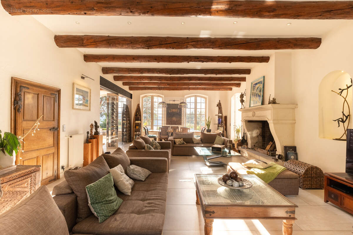 Maison à LA COLLE-SUR-LOUP