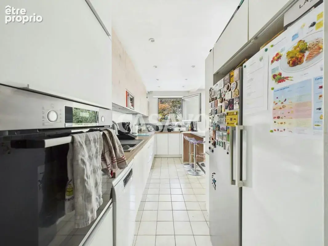 Vente Appartement 4 pièces de 92m² - 92500 Rueil-Malmaison - photo 7