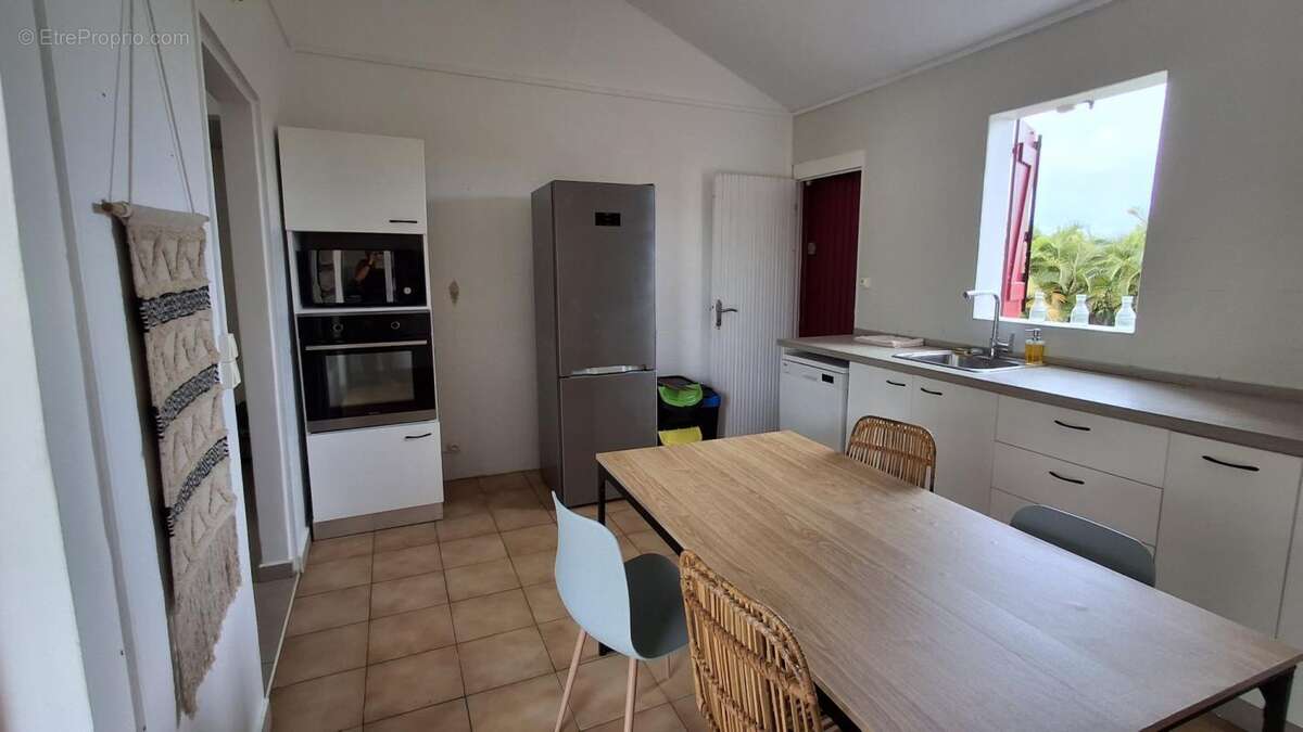 Maison à CAPESTERRE-DE-MARIE-GALANTE