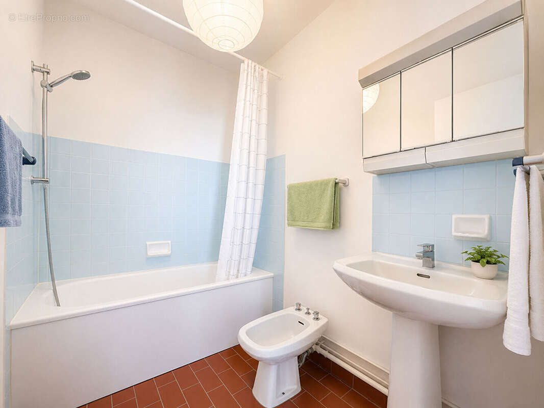 Appartement à SAINT-MANDRIER-SUR-MER