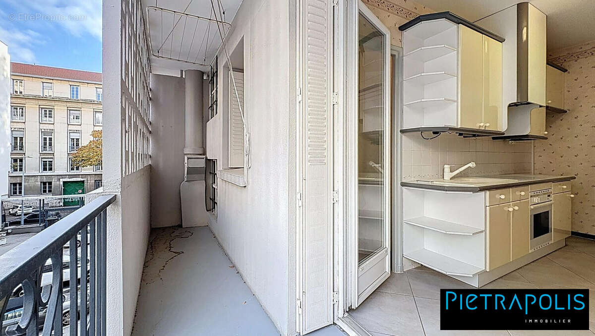 Appartement à LYON-3E