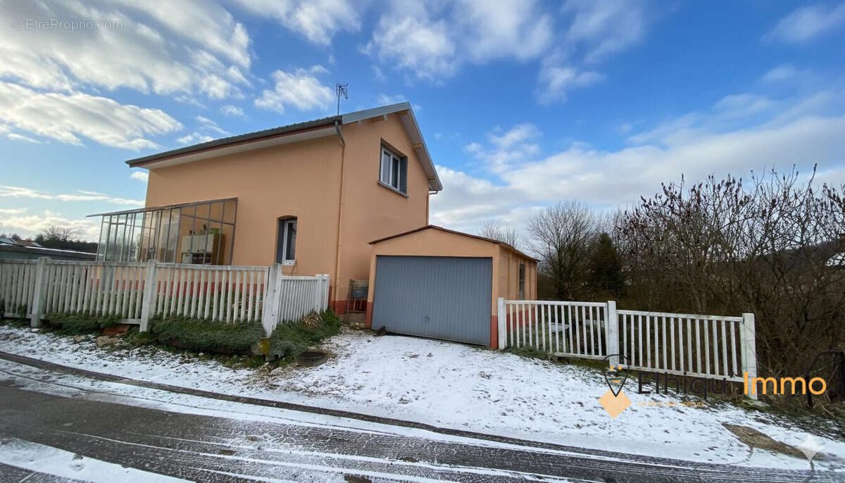 Maison à VILLE-SOUS-LA-FERTE