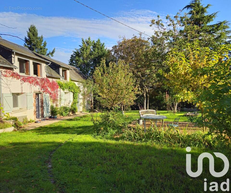 Photo 1 - Maison à SENS-BEAUJEU