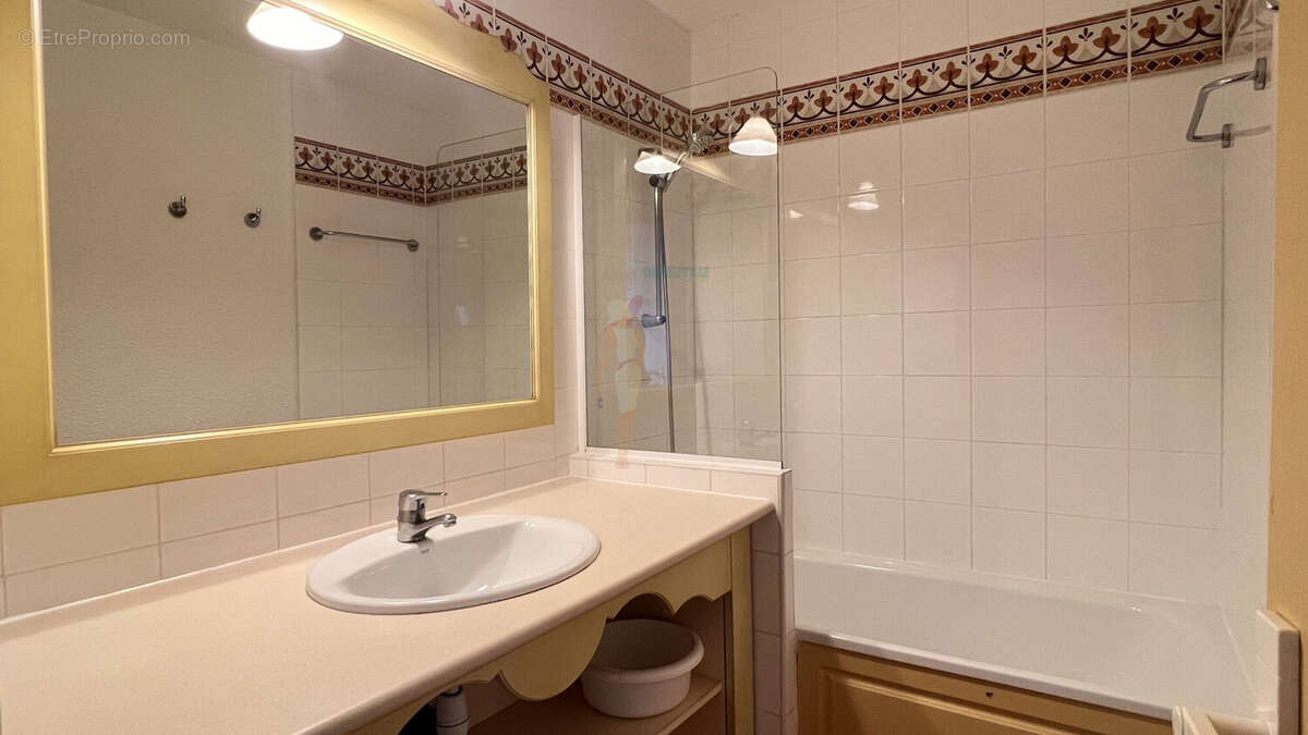 Appartement à LES ISSAMBRES