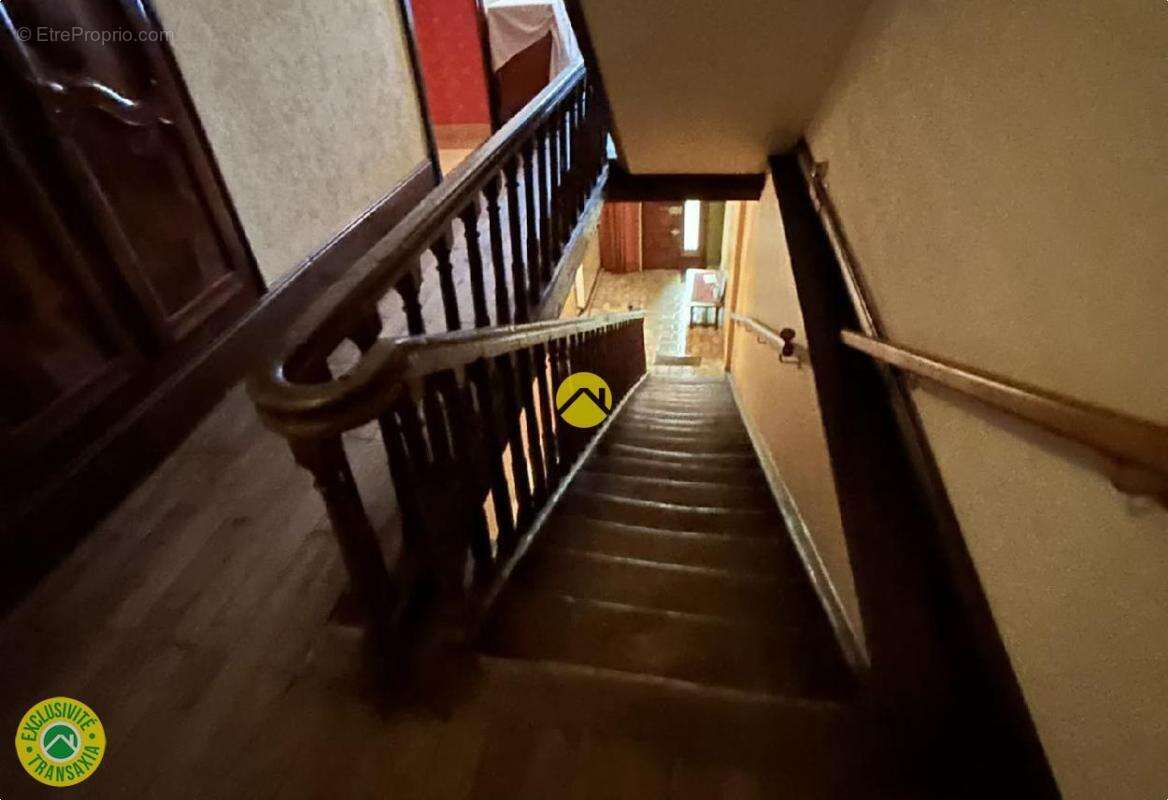 Appartement à MONTMARAULT