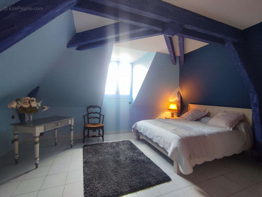 Maison à SAINT-ALYRE-D'ARLANC