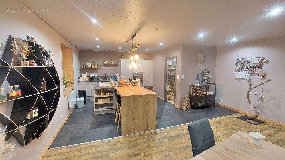 Appartement à MAICHE