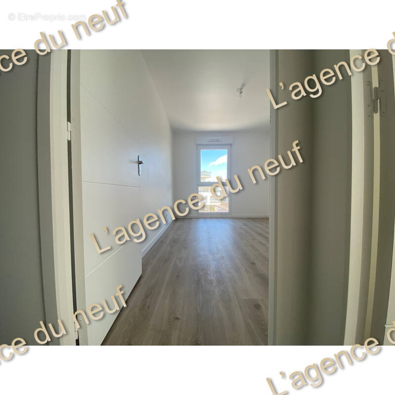 Appartement 35 m² à Caen  - photo 2