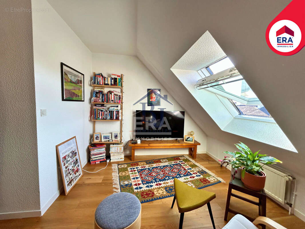 Proche du Mail et du Centre-ville - superbe Duplex 5 pièces 99 m2 à Rennes avec cave et garage - photo 7